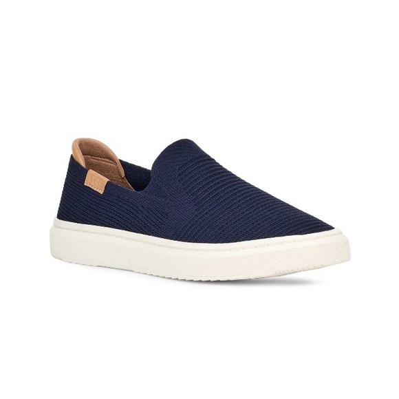 UGG Shoes - EUC [UGG] Alameda Sammy Navy Ribbed w/ Leather Slip-On Flats Women's Shoe Size 5